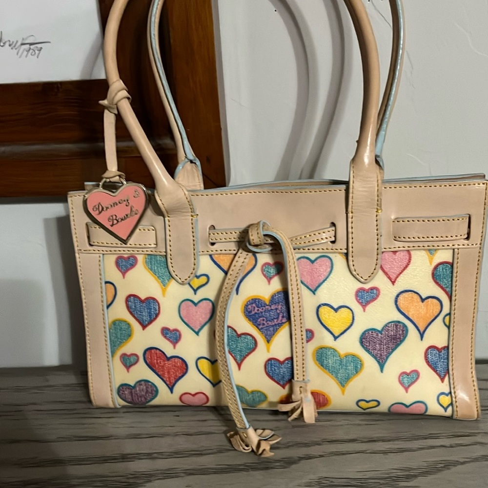 Dooney & Bourke Bag